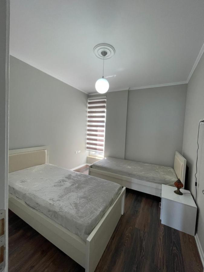 Kelvi'S Apartment Pogradec Bagian luar foto