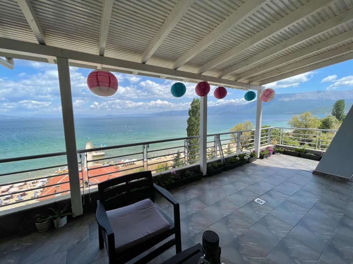 Kelvi'S Apartment Pogradec Bagian luar foto